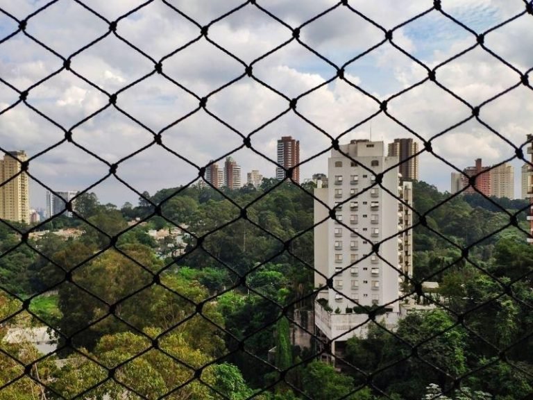Telas de proteção para escolas em Belém